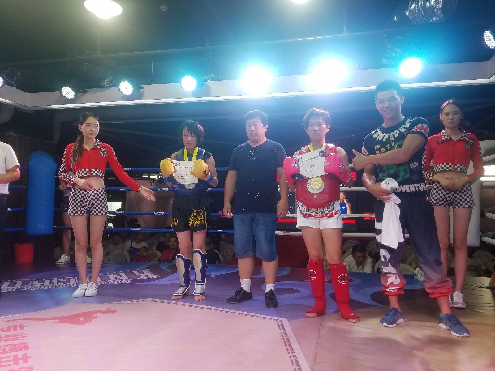 武林风翡翠手镯的简单介绍-第2张图片-翡翠网 武林风翡翠手镯的简单介绍-第2张图片-翡翠网