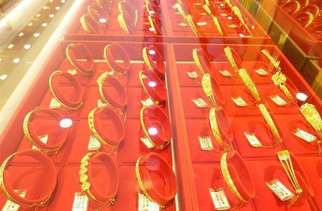 黄金999和9999哪个好999足金2021价目表-第2张图片-翡翠网 黄金999和9999哪个好999足金2021价目表-第2张图片-翡翠网