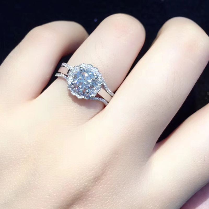 一克拉钻戒回收大概多少钱一克拉钻石-第2张图片-翡翠网 一克拉钻戒回收大概多少钱一克拉钻石-第2张图片-翡翠网