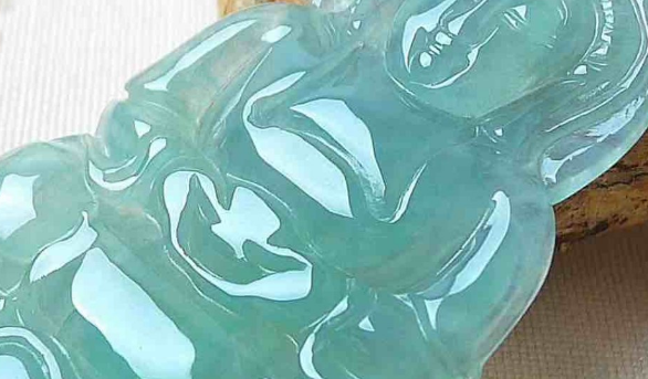 质量好翡翠玉石知识的简单介绍-第1张图片-翡翠网 质量好翡翠玉石知识的简单介绍-第1张图片-翡翠网