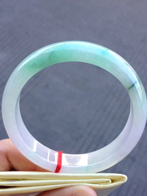 包含翡翠手镯冰糯种一般价格的词条-第2张图片-翡翠网 包含翡翠手镯冰糯种一般价格的词条-第2张图片-翡翠网