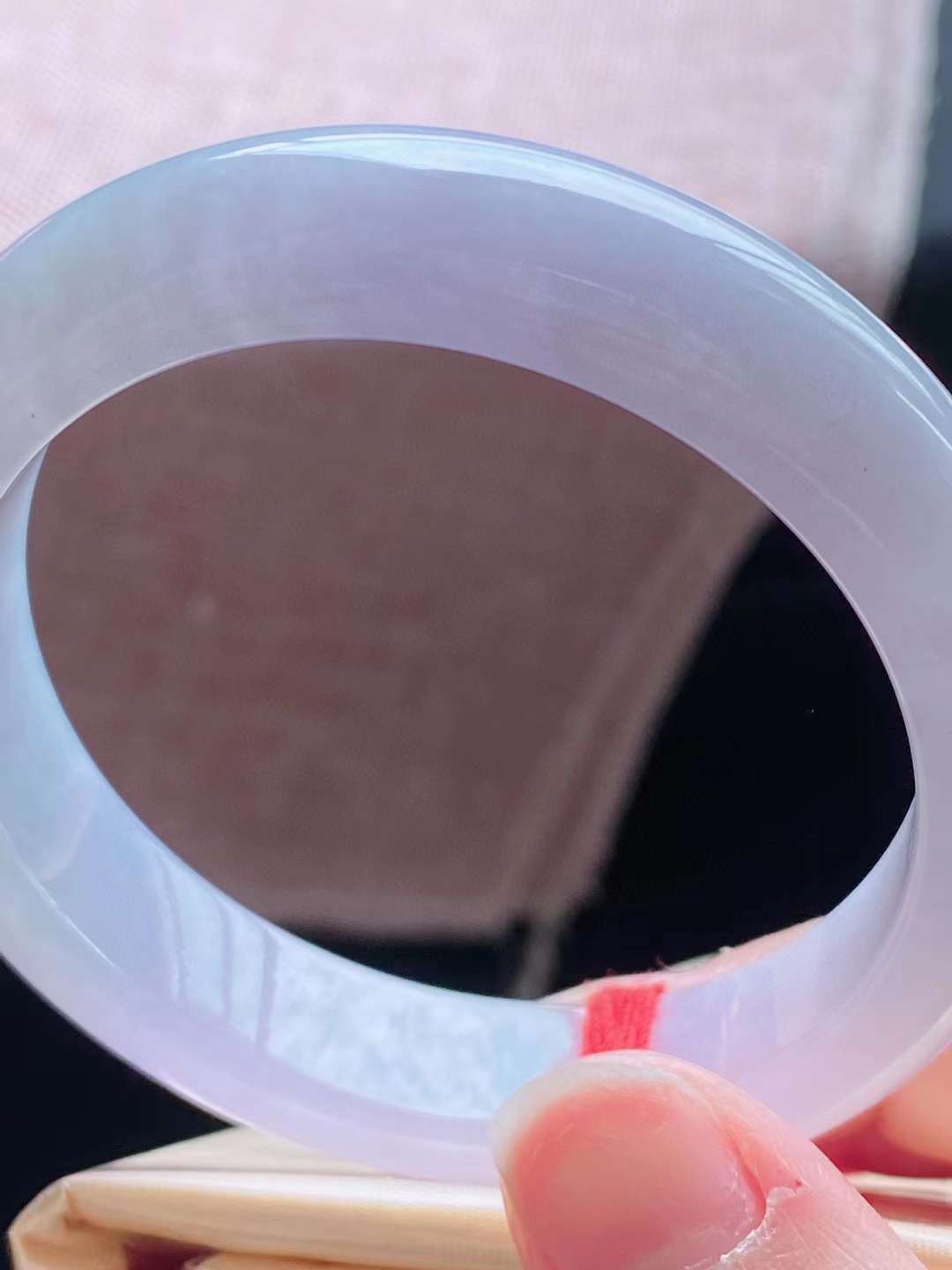 高冰种紫罗兰翡翠手镯冰紫原石翡翠手镯-第1张图片-翡翠网 高冰种紫罗兰翡翠手镯冰紫原石翡翠手镯-第1张图片-翡翠网