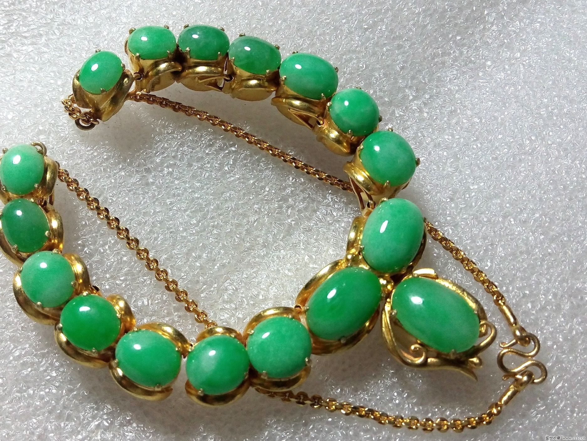 翡翠项链一般卖多少钱的简单介绍-第2张图片-翡翠网 翡翠项链一般卖多少钱的简单介绍-第2张图片-翡翠网