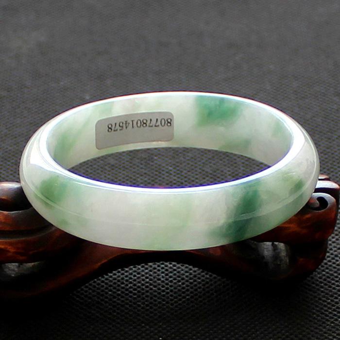 糯米种白翡翠价格冰种翡翠为什么那么贵-第2张图片-翡翠网 糯米种白翡翠价格冰种翡翠为什么那么贵-第2张图片-翡翠网