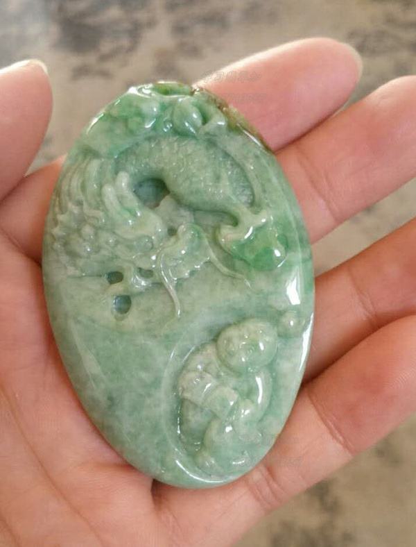 传播翡翠知识,关于翡翠需要了解的知识-第1张图片-翡翠网 传播翡翠知识,关于翡翠需要了解的知识-第1张图片-翡翠网