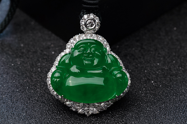 关于翡翠需要了解的知识,了解翡翠专业的知识-第1张图片-翡翠网 关于翡翠需要了解的知识,了解翡翠专业的知识-第1张图片-翡翠网