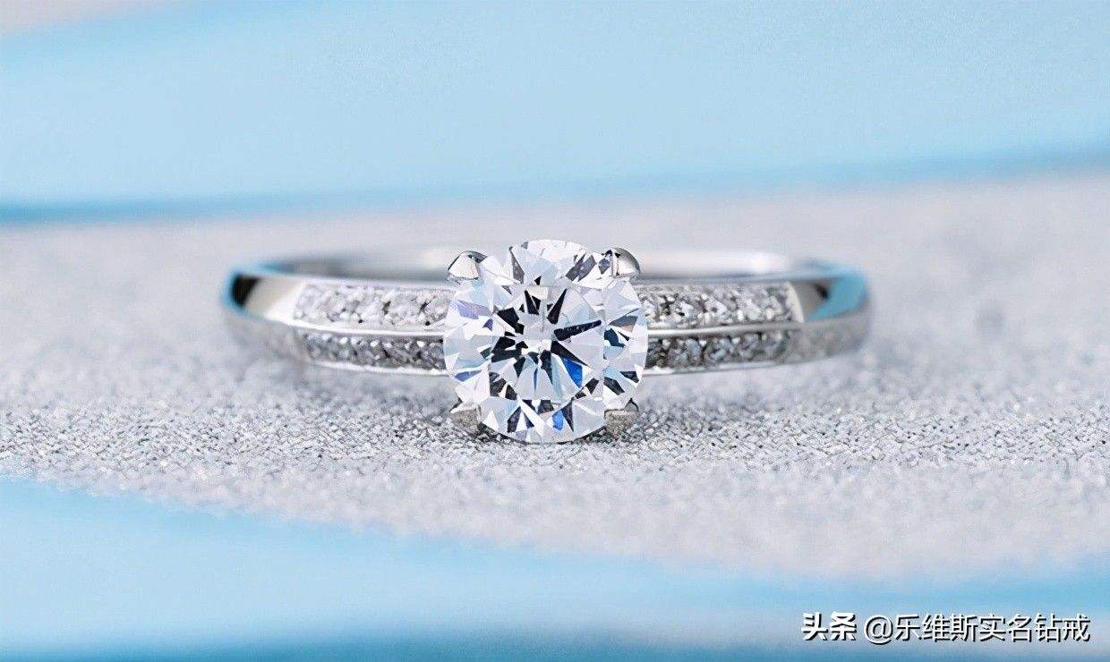 50分的钻戒一万七贵不贵钻戒价位一般是多少钱-第1张图片-翡翠网 50分的钻戒一万七贵不贵钻戒价位一般是多少钱-第1张图片-翡翠网