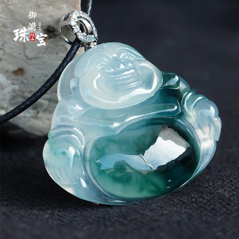 冰种飘花翡翠佛价格冰种翡翠为什么那么贵-第2张图片-翡翠网 冰种飘花翡翠佛价格冰种翡翠为什么那么贵-第2张图片-翡翠网