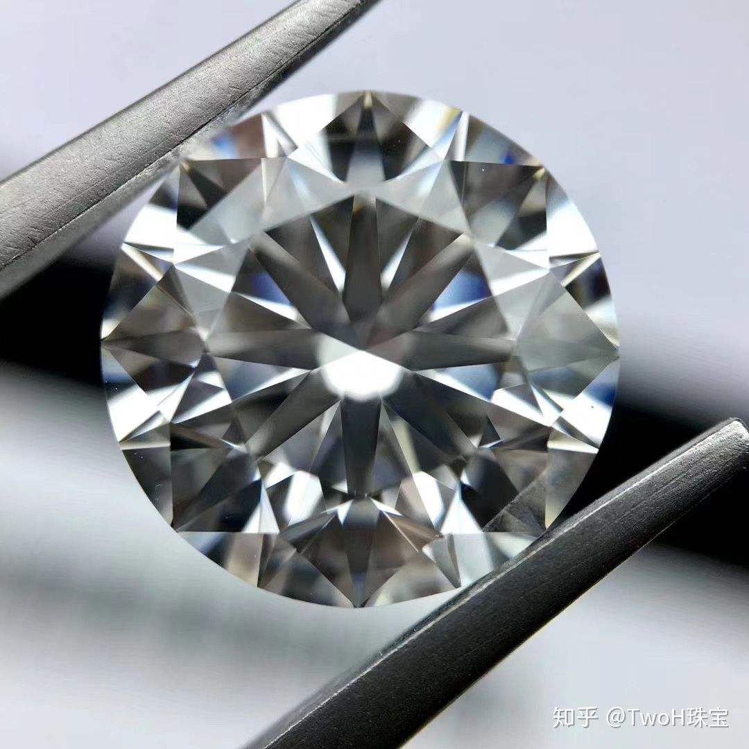 钻石为何是最大骗局以色列钻石靠谱吗-第1张图片-翡翠网 钻石为何是最大骗局以色列钻石靠谱吗-第1张图片-翡翠网