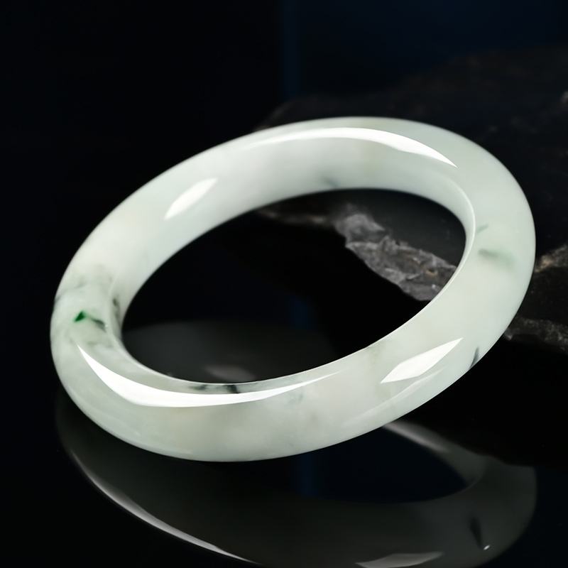 关于翡翠手镯水纹图片大全的信息-第1张图片-翡翠网 关于翡翠手镯水纹图片大全的信息-第1张图片-翡翠网