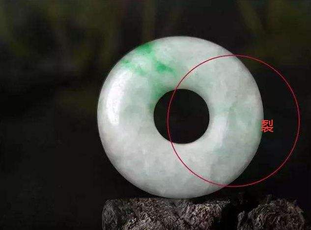 翡翠基本知识介绍翡翠种类和图解的简单介绍-第1张图片-翡翠网 翡翠基本知识介绍翡翠种类和图解的简单介绍-第1张图片-翡翠网