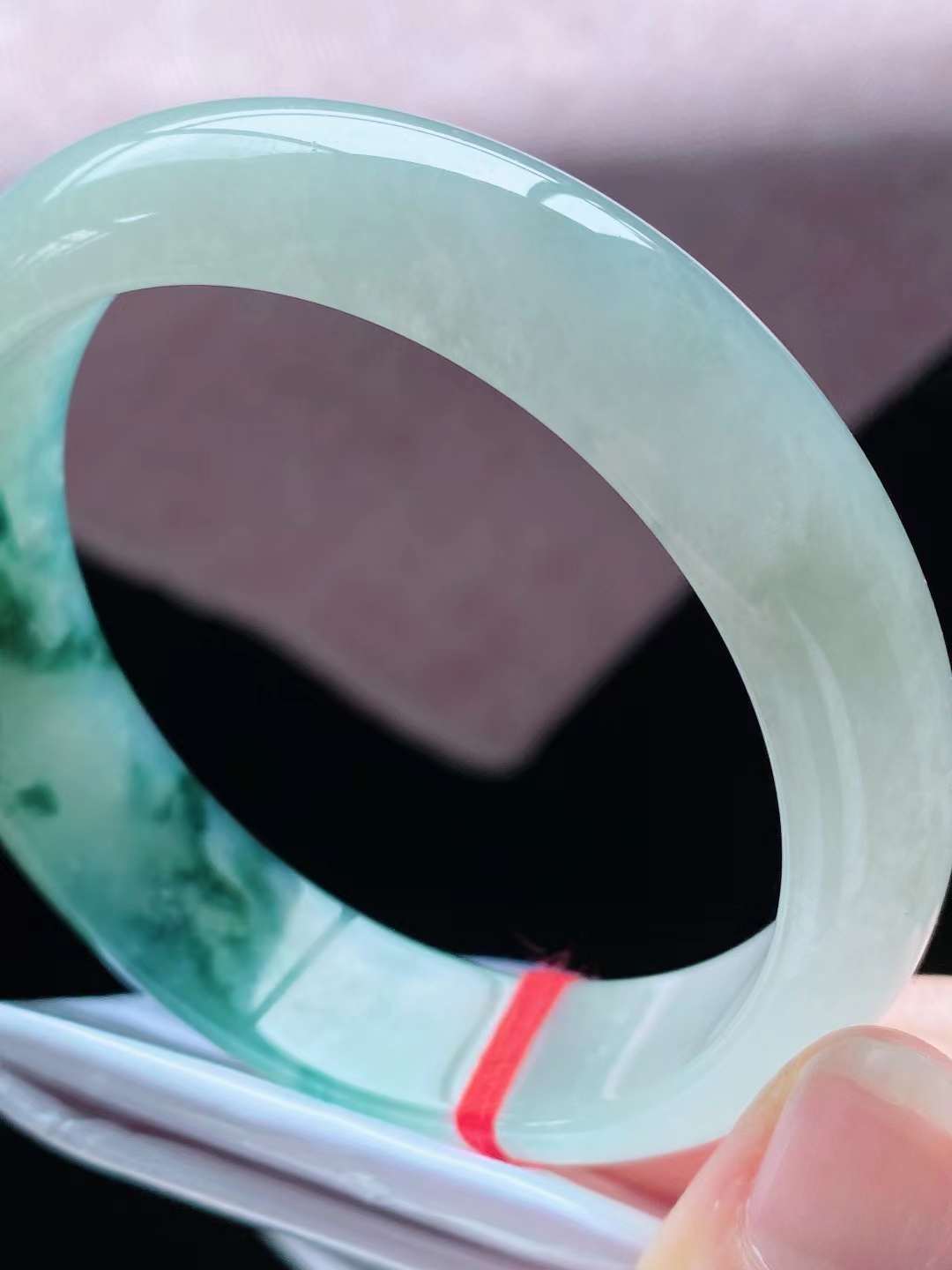 天然翡翠玉镯的鉴别知识的简单介绍-第2张图片-翡翠网