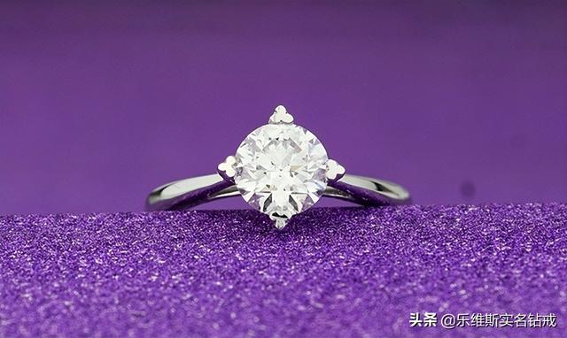 钻戒30分多大,钻戒30分大概多少钱一个-第3张图片-翡翠网 钻戒30分多大,钻戒30分大概多少钱一个-第3张图片-翡翠网