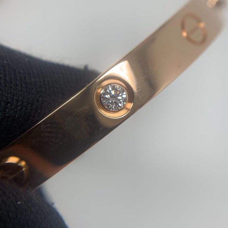 卡地亚钻石手链价格及图片的简单介绍-第2张图片-翡翠网 卡地亚钻石手链价格及图片的简单介绍-第2张图片-翡翠网