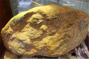 翡翠原石在家怎么处理翡翠原石收藏及保养-第2张图片-翡翠网 翡翠原石在家怎么处理翡翠原石收藏及保养-第2张图片-翡翠网