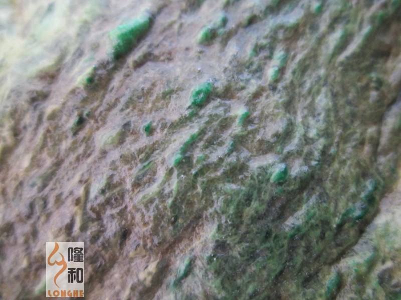 木讷翡翠原石几层皮木那包浆皮翡翠原石的特点-第1张图片-翡翠网 木讷翡翠原石几层皮木那包浆皮翡翠原石的特点-第1张图片-翡翠网