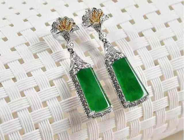 翡翠知识教学视频教程,塔吊理论知识视频教学视频教程-第2张图片-翡翠网 翡翠知识教学视频教程,塔吊理论知识视频教学视频教程-第2张图片-翡翠网