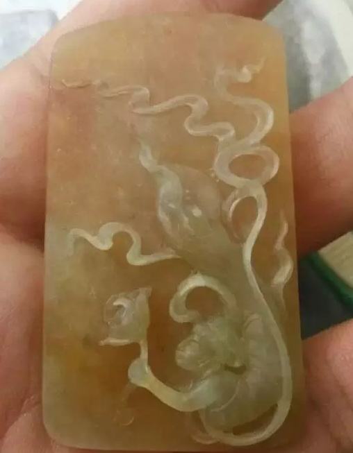 翡翠毛坯知识翡翠基础知识入门-第1张图片-翡翠网