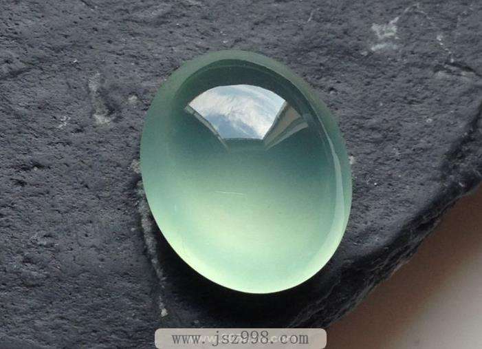 玻璃种翡翠知识讲解翡翠玻璃种知识-第2张图片-翡翠网 玻璃种翡翠知识讲解翡翠玻璃种知识-第2张图片-翡翠网