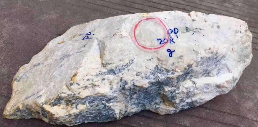 包含通透的红雾翡翠原石木那的词条-第2张图片-翡翠网 包含通透的红雾翡翠原石木那的词条-第2张图片-翡翠网