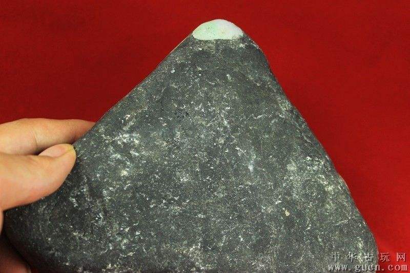 包含黑沙皮翡翠原石的图片的词条-第2张图片-翡翠网 包含黑沙皮翡翠原石的图片的词条-第2张图片-翡翠网
