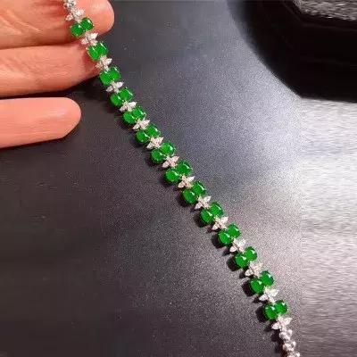 极品翡翠原石翡翠原石手镯绝胜-第15张图片-翡翠网 极品翡翠原石翡翠原石手镯绝胜-第15张图片-翡翠网