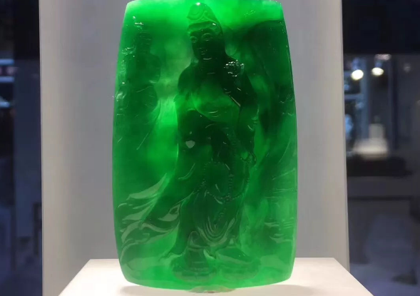 低价翡翠价格,冰种翡翠现在什么价位-第1张图片-翡翠网 低价翡翠价格,冰种翡翠现在什么价位-第1张图片-翡翠网