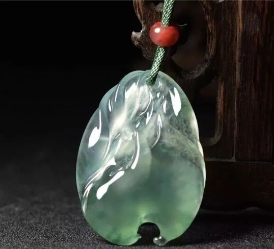 偏门的历史知识,翡翠偏门知识-第1张图片-翡翠网 偏门的历史知识,翡翠偏门知识-第1张图片-翡翠网