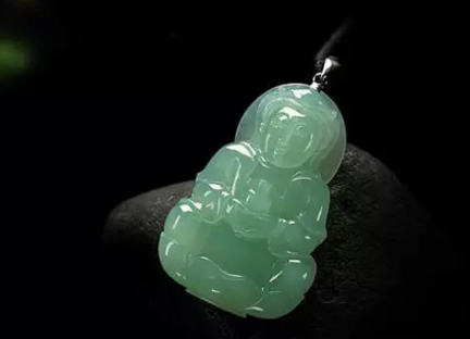 男性戴翡翠观音的寓意翡翠观音的讲解知识-第2张图片-翡翠网 男性戴翡翠观音的寓意翡翠观音的讲解知识-第2张图片-翡翠网