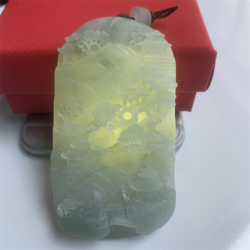 翡翠抛光用什么工具翡翠吊坠抛光价格-第2张图片-翡翠网 翡翠抛光用什么工具翡翠吊坠抛光价格-第2张图片-翡翠网