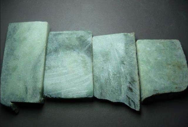 翡翠原石实战开切,翡翠原石切花盆-第2张图片-翡翠网 翡翠原石实战开切,翡翠原石切花盆-第2张图片-翡翠网