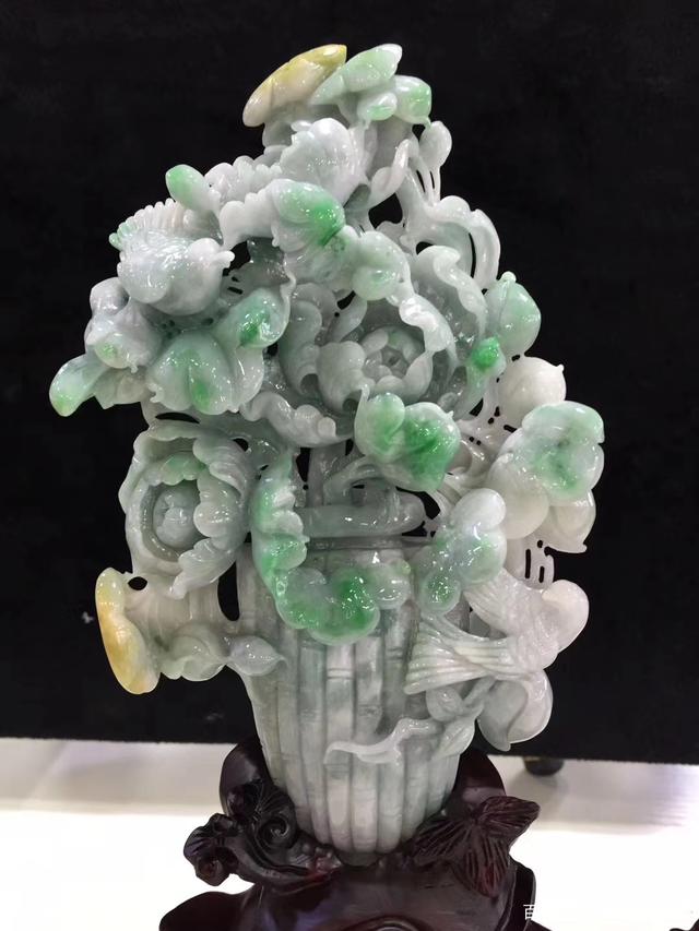 包含翡翠摆件小知识的词条-第1张图片-翡翠网 包含翡翠摆件小知识的词条-第1张图片-翡翠网