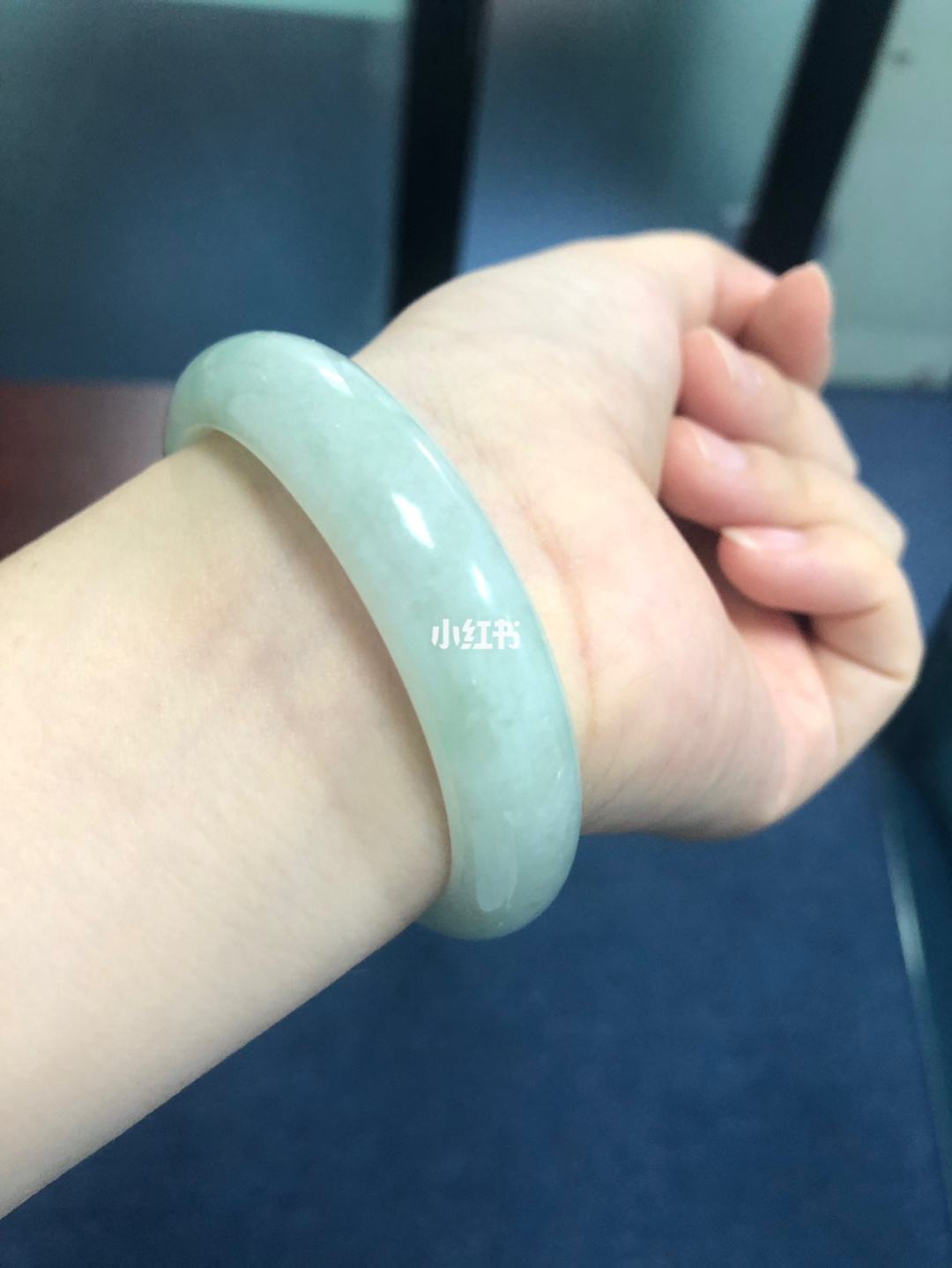 老凤祥翡翠手镯图片的简单介绍-第1张图片-翡翠网 老凤祥翡翠手镯图片的简单介绍-第1张图片-翡翠网