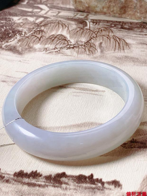 关于冰糯种翡翠手镯价格淘翠网的信息-第1张图片-翡翠网 关于冰糯种翡翠手镯价格淘翠网的信息-第1张图片-翡翠网