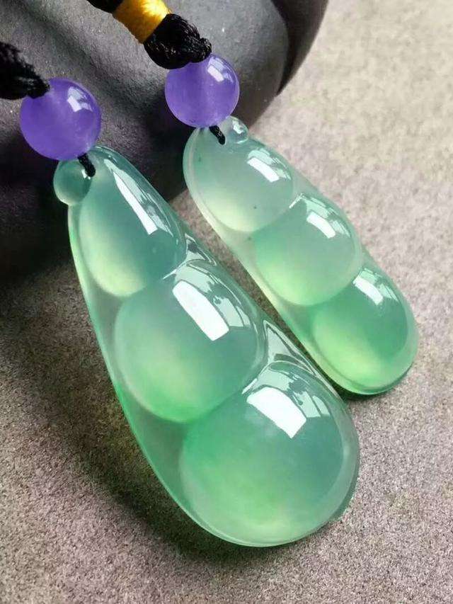 新手翡翠入门基础知识的简单介绍-第2张图片-翡翠网 新手翡翠入门基础知识的简单介绍-第2张图片-翡翠网