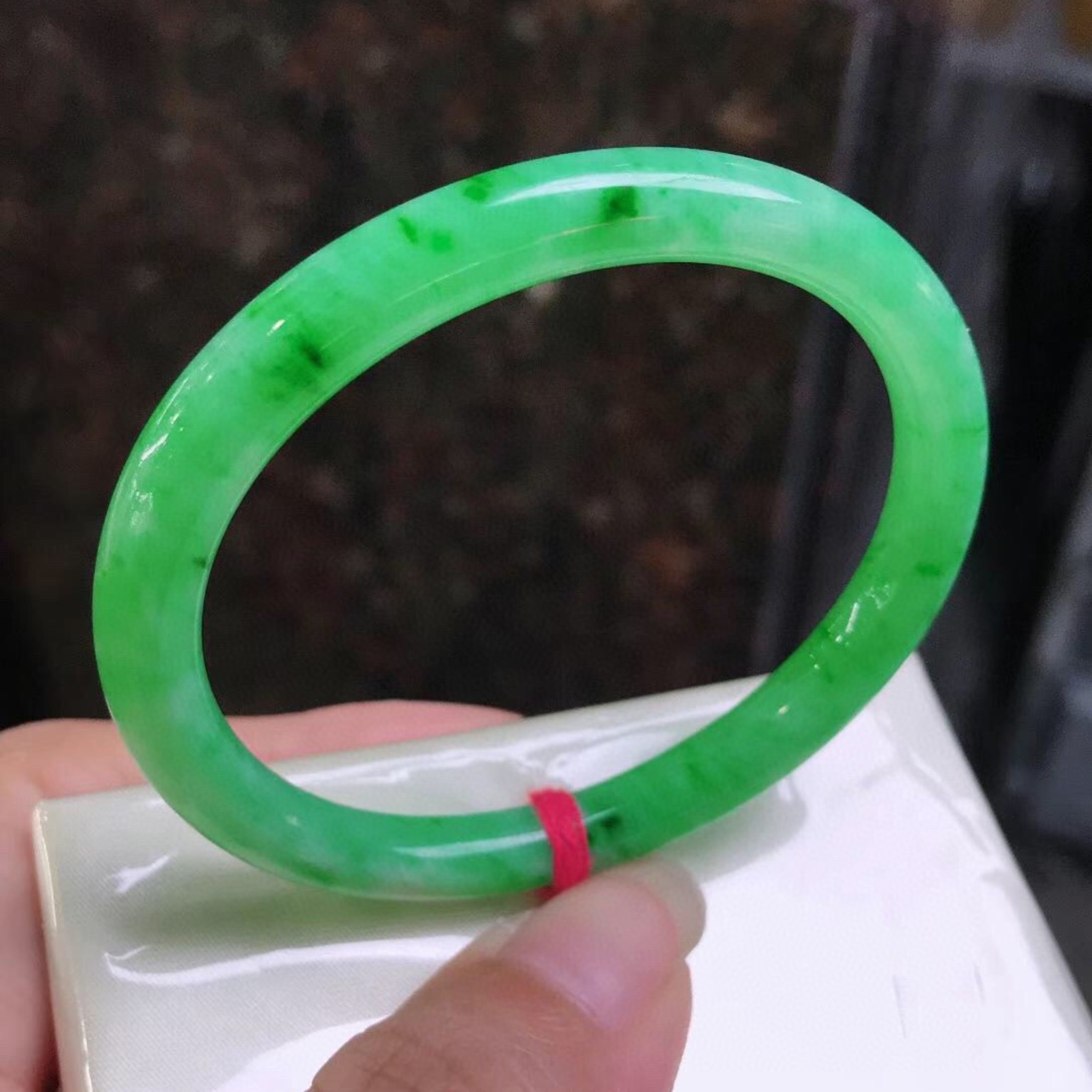 关于满色翡翠手镯拍卖会的信息-第1张图片-翡翠网 关于满色翡翠手镯拍卖会的信息-第1张图片-翡翠网