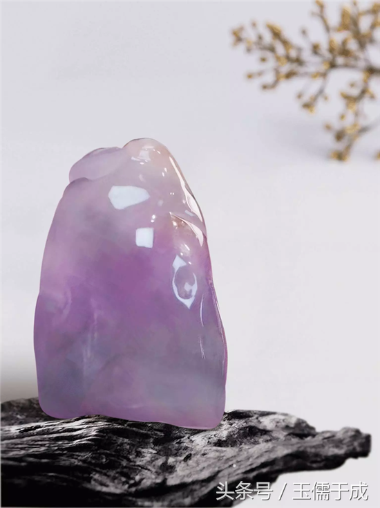 九节翡翠真的存在吗十春九木翡翠原石图片-第2张图片-翡翠网 九节翡翠真的存在吗十春九木翡翠原石图片-第2张图片-翡翠网