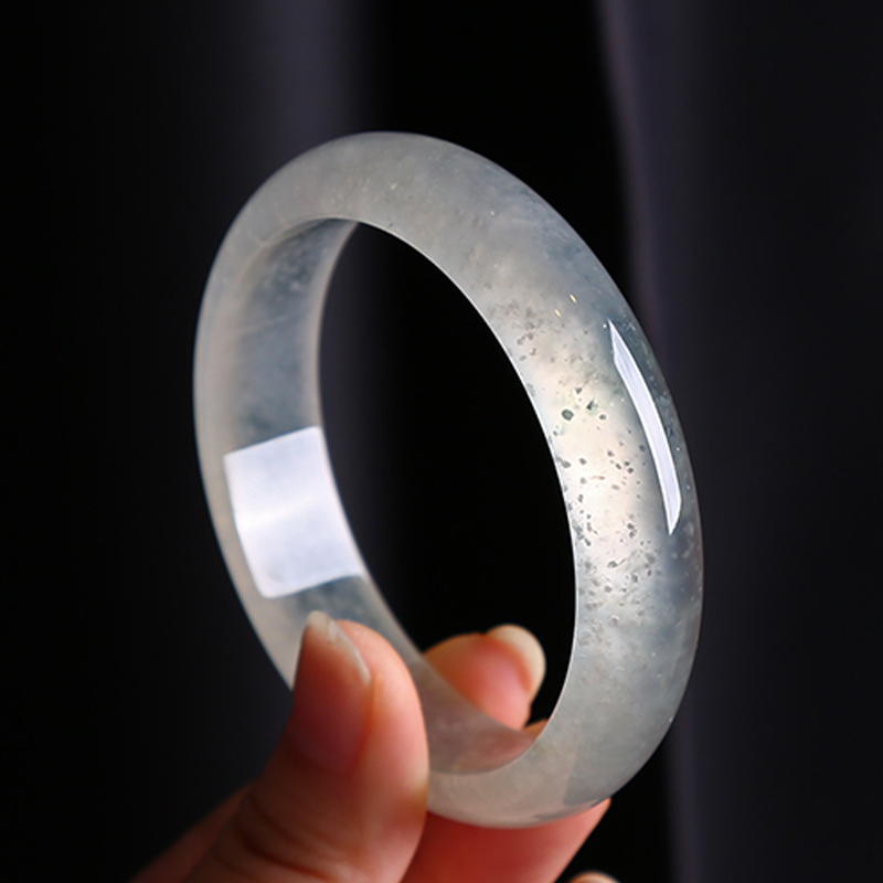 翡翠手镯冰种好还是糯种好,木那糯冰种翡翠手镯图片-第1张图片-翡翠网 翡翠手镯冰种好还是糯种好,木那糯冰种翡翠手镯图片-第1张图片-翡翠网