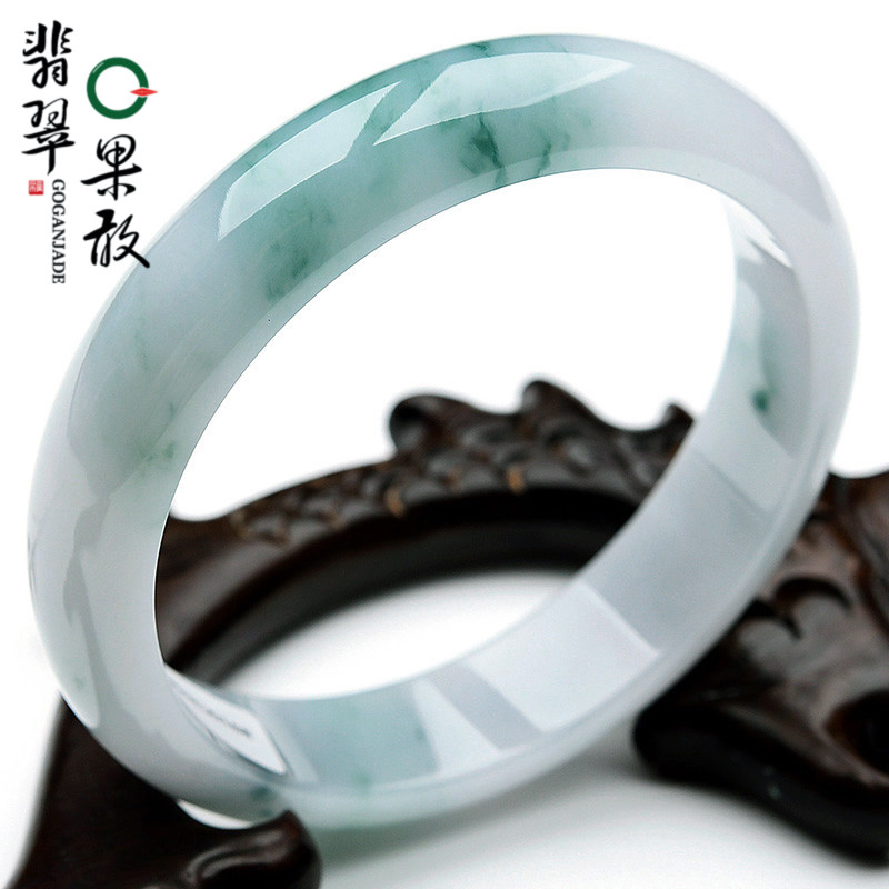 a货翡翠手镯一般多少钱,翡翠手镯的证书查询-第2张图片-翡翠网 a货翡翠手镯一般多少钱,翡翠手镯的证书查询-第2张图片-翡翠网