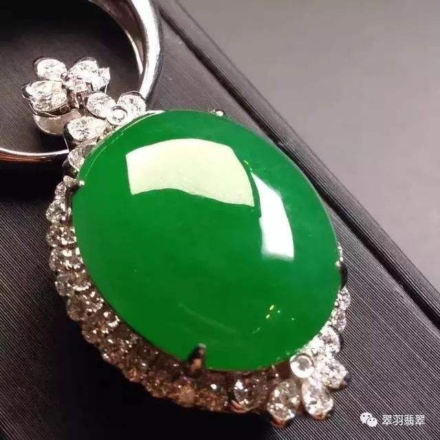 关于翡翠价格好的信息-第1张图片-翡翠网 关于翡翠价格好的信息-第1张图片-翡翠网