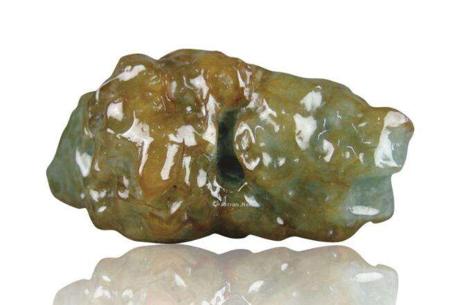 翡翠原石帝王绿180亿四通卡翡翠原石鉴别-第1张图片-翡翠网 翡翠原石帝王绿180亿四通卡翡翠原石鉴别-第1张图片-翡翠网