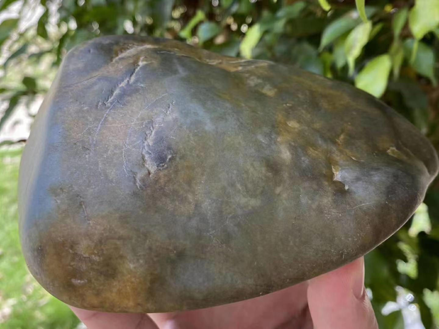 翡翠原石的真实技巧翡翠原石处理-第1张图片-翡翠网 翡翠原石的真实技巧翡翠原石处理-第1张图片-翡翠网