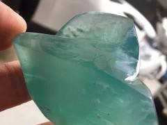 翡翠原石帝王绿180亿,三青三水翡翠原石介绍-第1张图片-翡翠网 翡翠原石帝王绿180亿,三青三水翡翠原石介绍-第1张图片-翡翠网