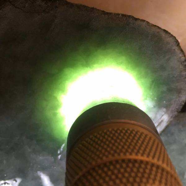 关于翡翠油青原石的信息-第2张图片-翡翠网 关于翡翠油青原石的信息-第2张图片-翡翠网