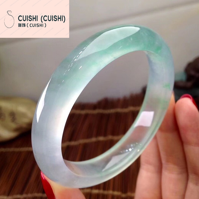 天然高冰玻璃种飘花手镯翡翠原石的简单介绍-第2张图片-翡翠网 天然高冰玻璃种飘花手镯翡翠原石的简单介绍-第2张图片-翡翠网