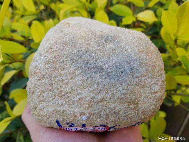 包含在山里能捡到翡翠原石吗的词条-第2张图片-翡翠网 包含在山里能捡到翡翠原石吗的词条-第2张图片-翡翠网