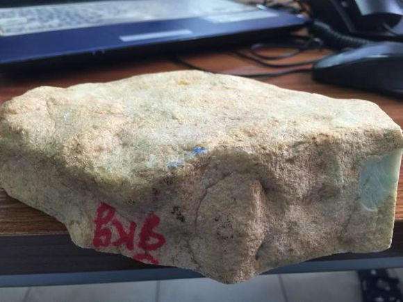 翡翠原石皮肉不分怎么回事的简单介绍-第2张图片-翡翠网 翡翠原石皮肉不分怎么回事的简单介绍-第2张图片-翡翠网