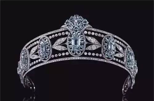 珠宝的介绍珠宝品牌介绍文案-第5张图片-翡翠网 珠宝的介绍珠宝品牌介绍文案-第5张图片-翡翠网