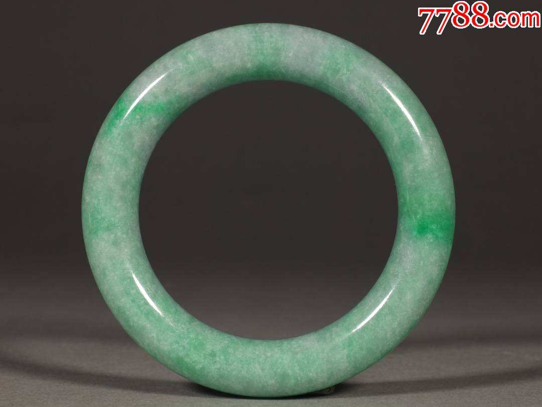 翡翠价格大六的简单介绍-第1张图片-翡翠网 翡翠价格大六的简单介绍-第1张图片-翡翠网