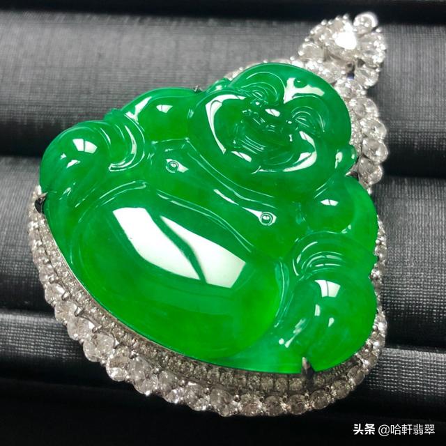 翡翠和玉石哪种好,翡翠知识讲解翡翠怎样选购玉送人-第7张图片-翡翠网 翡翠和玉石哪种好,翡翠知识讲解翡翠怎样选购玉送人-第7张图片-翡翠网